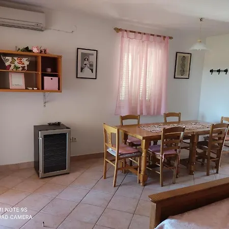 Apartments Nino Stivan Exterior photo